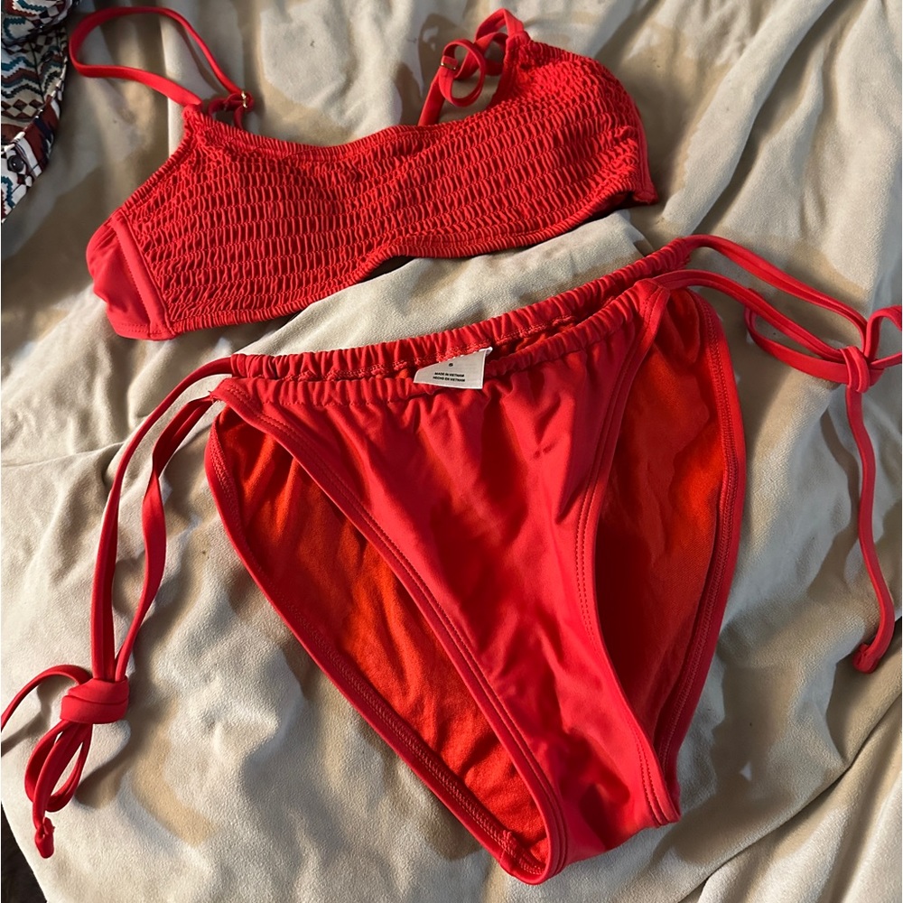 Never worn